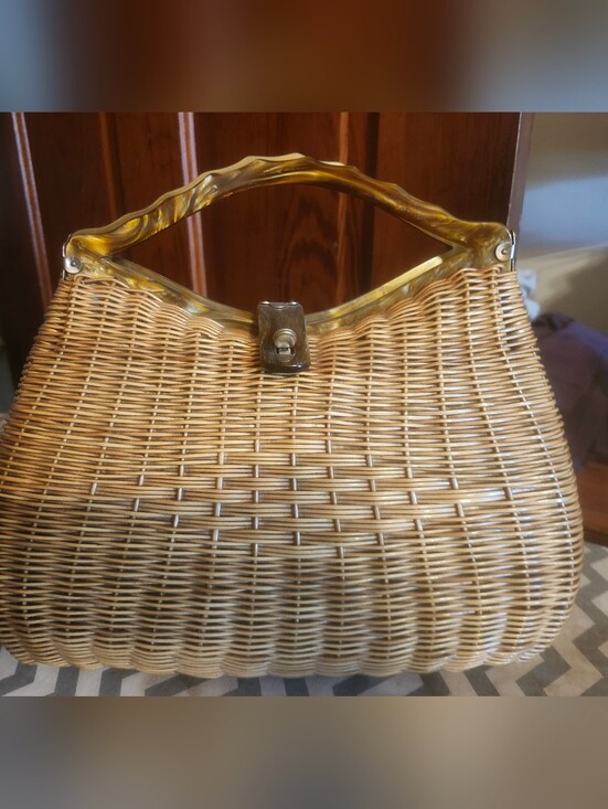 Vintage Handbags - Vintage Raffia Handbag With Double Lucite Handles
